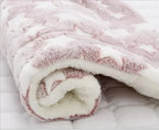 Cozy Cat Blanket – LuxePaws