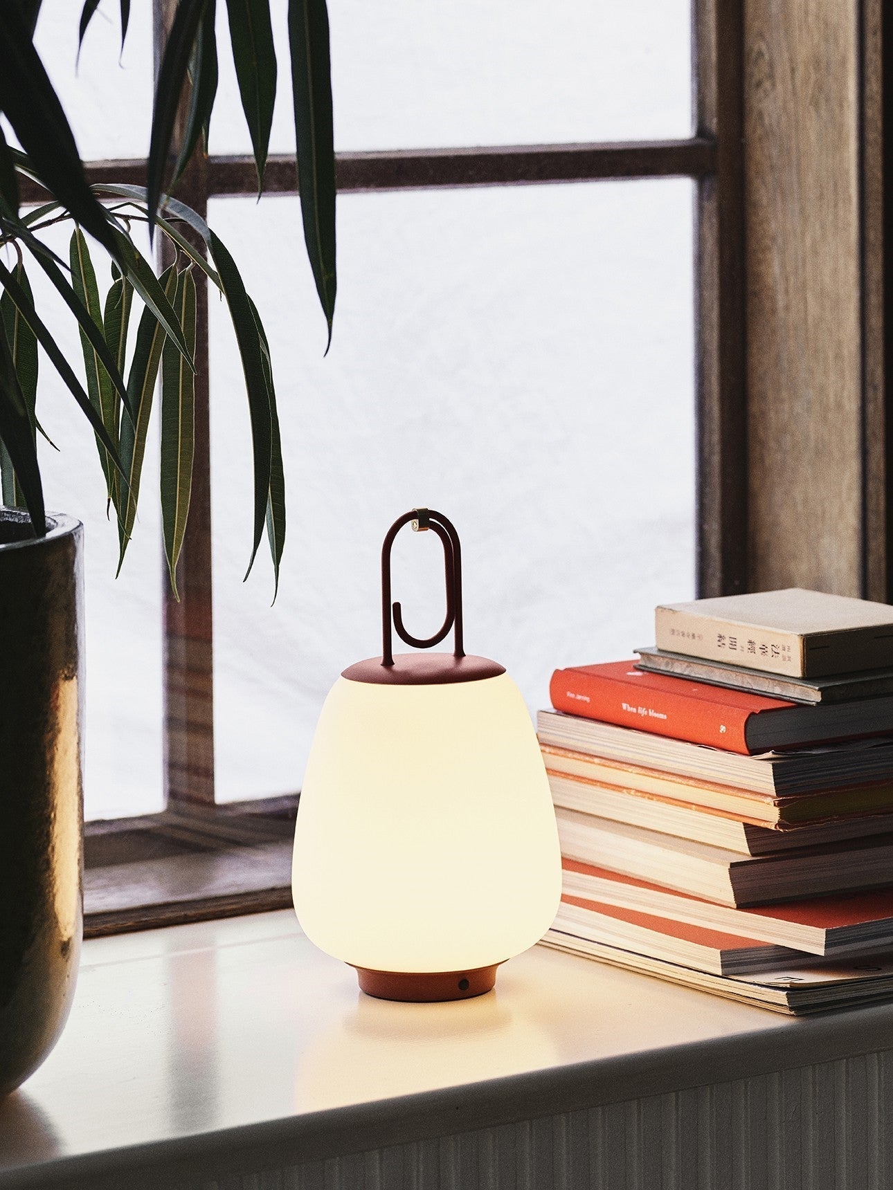 LunaGlow Patio Lantern - Elegant Outdoor Lighting Solution