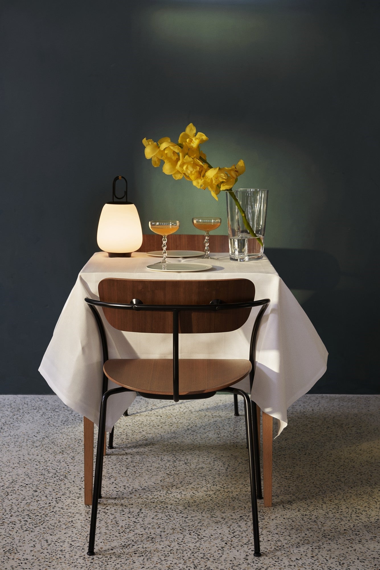 LunaGlow Patio Lantern - Elegant Outdoor Lighting Solution