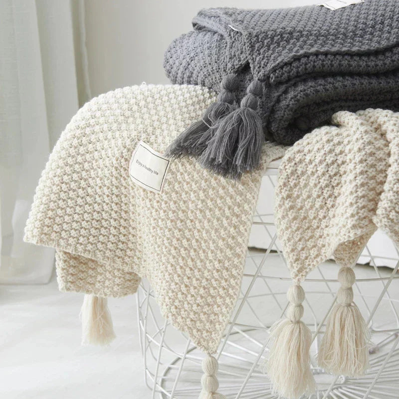 Cozy Knitted Wool Blanket with Tassels - LuxeNest