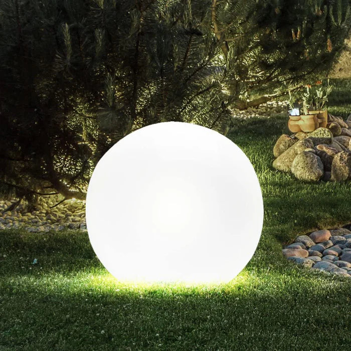 Illuminated Garden Sphere - LumaGlow