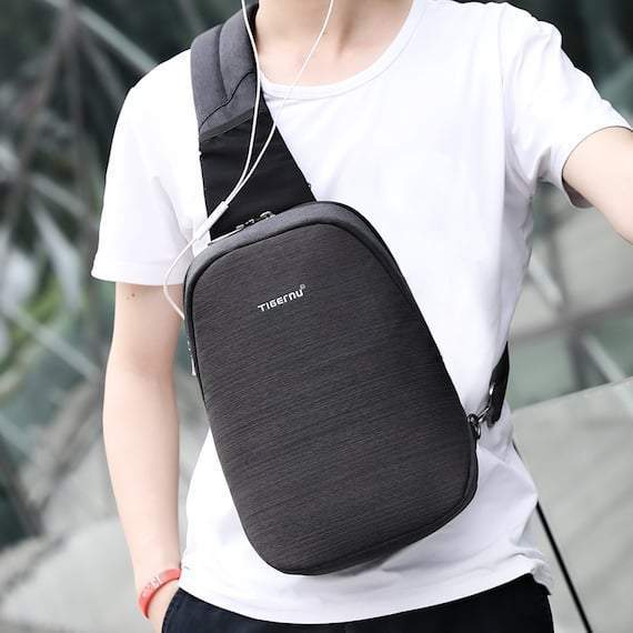 Splashproof Crossbody Messenger Bag - AquaVibe Essentials