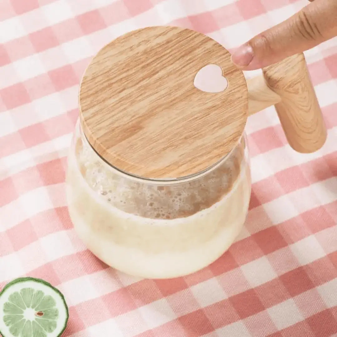 Smart Mug - LuxeSip with Automatic Stirring Feature