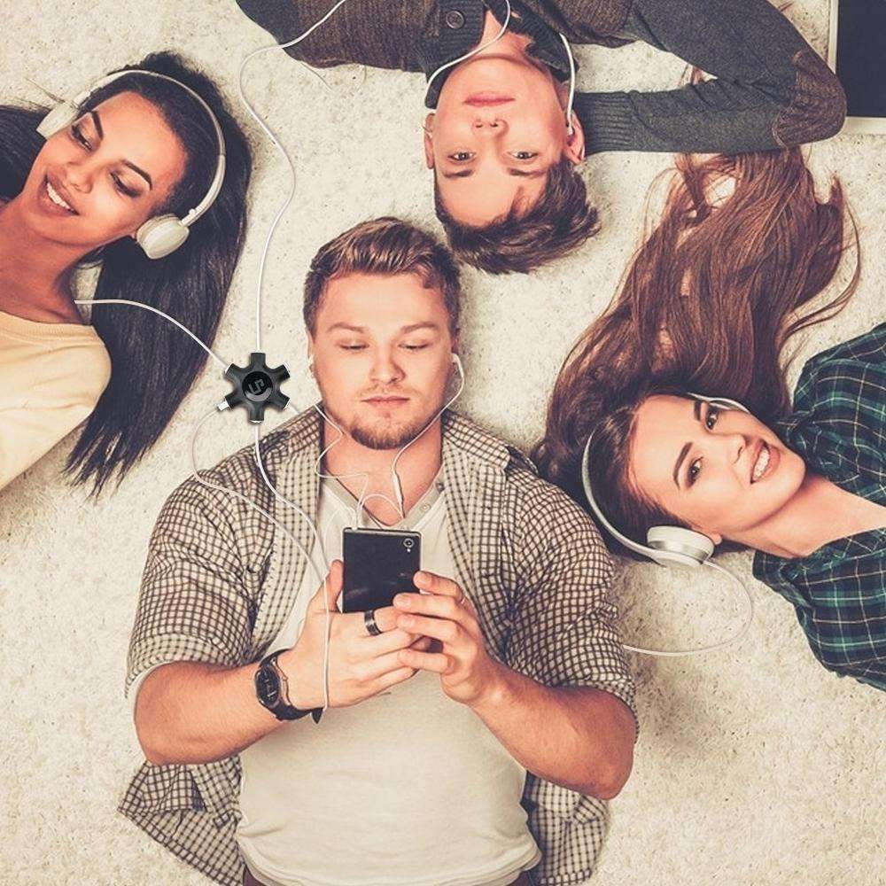File Sharing Hub - ShareEase 5-in-1 Device for Friends
