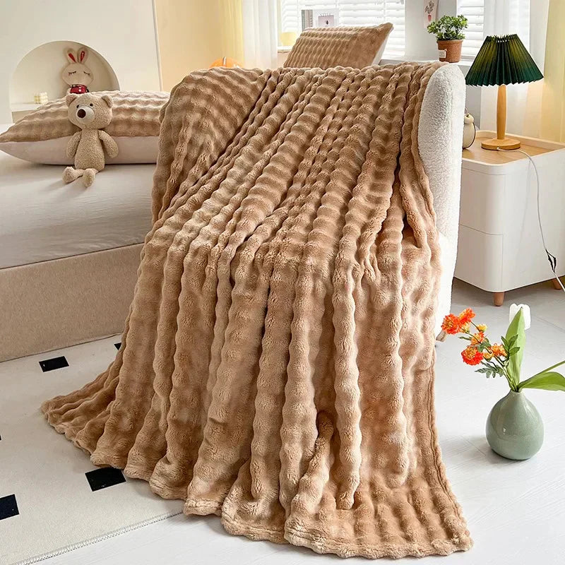 Bubble Fleece Blanket - CozyNest