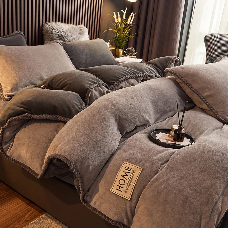 Velvet Fleece Bedding Set - LuxeNest