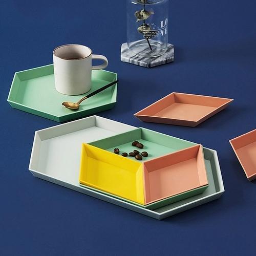 Geometric Dish Set - LuxeCraft Essentials