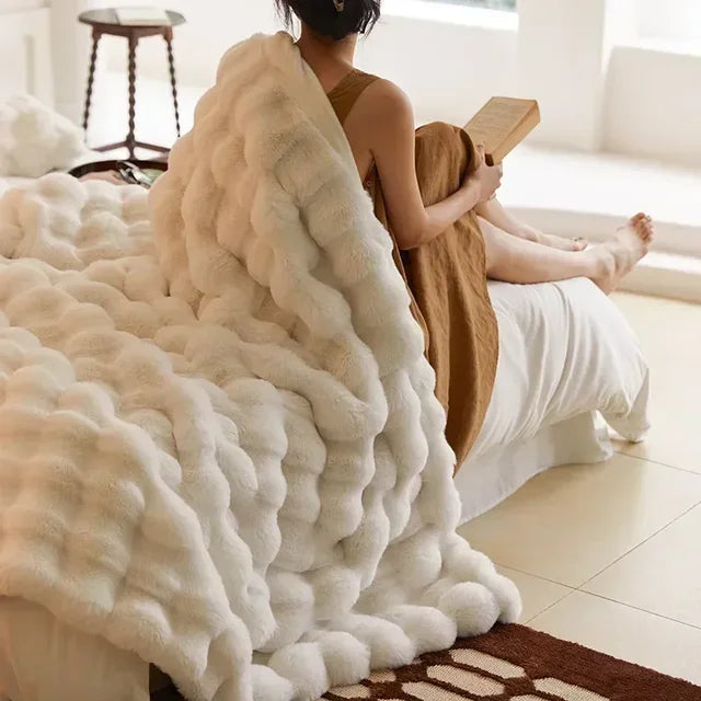 Cozy Portable Fleece Blanket - LuxeNest