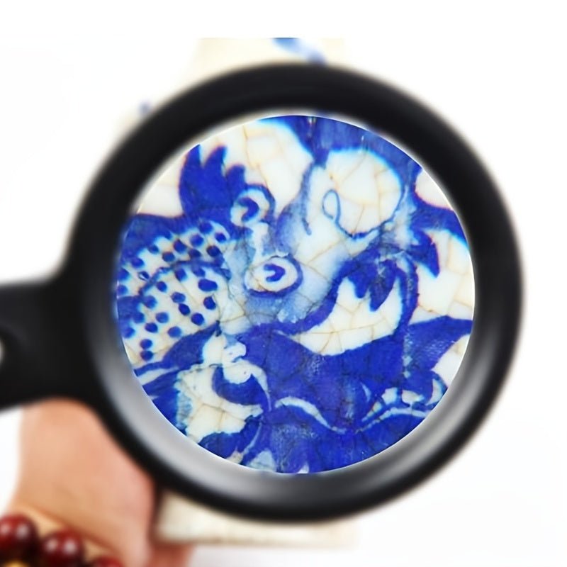 Magnifying Glass with LED Light - Luminex Optics
