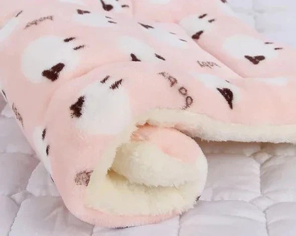 Cozy Cat Blanket – LuxePaws