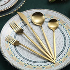 Sleek Minimalist Cutlery Set - LuxeTable