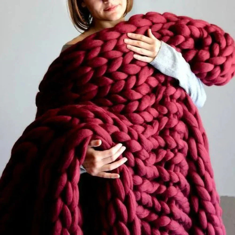 Chunky XL Wool Yarn for Cozy Blankets - LuxeFiber