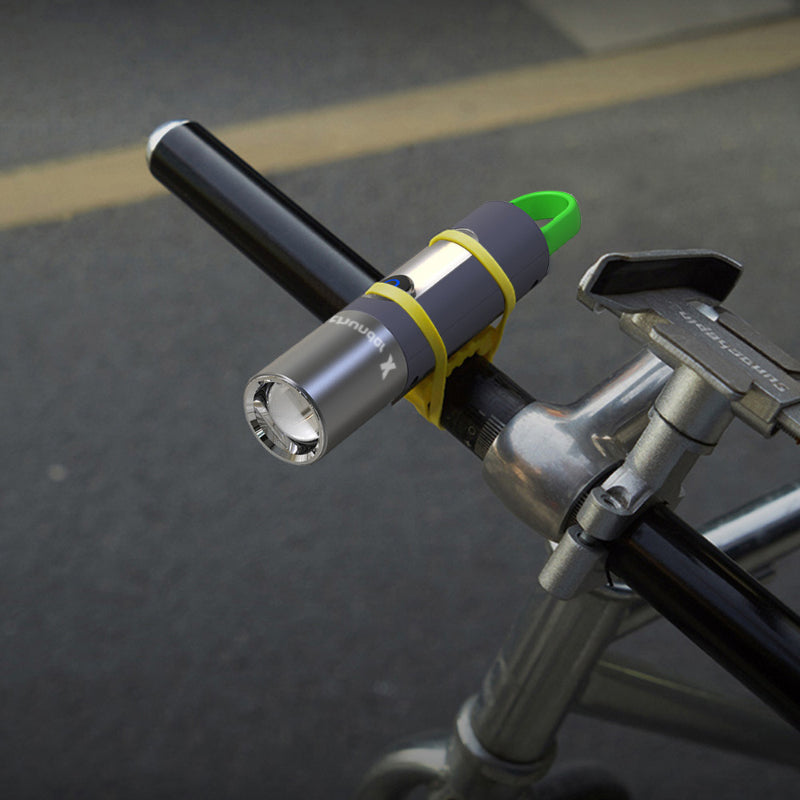 Zoomable LED Flashlight - LumaBeam