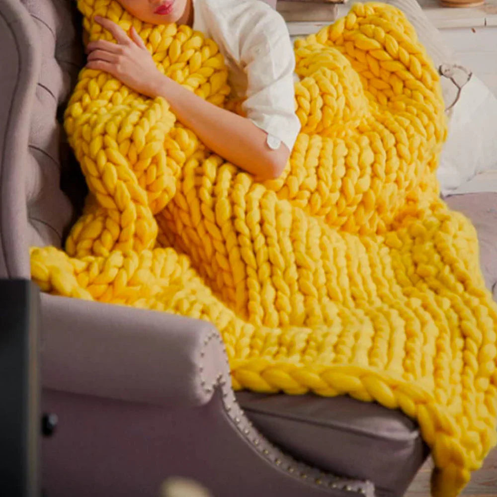 Chunky XL Wool Yarn for Cozy Blankets - LuxeFiber