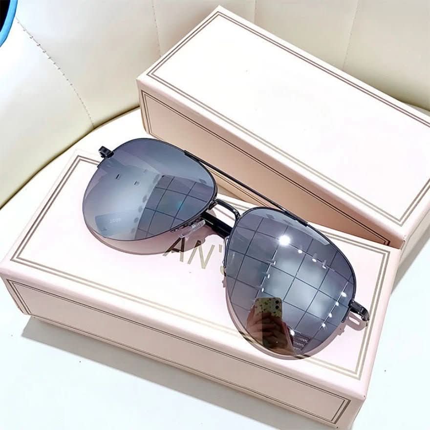 Aviator Sunglasses with UV400 Protection - LuxeVision