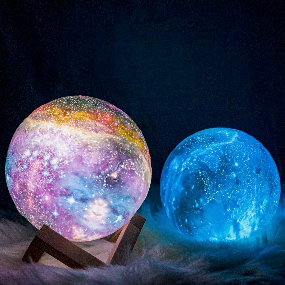 3D Wireless Moon Lamp - LumaGlow