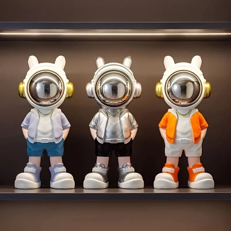 Astronaut Figurine - StellarCraft™ Space Decor
