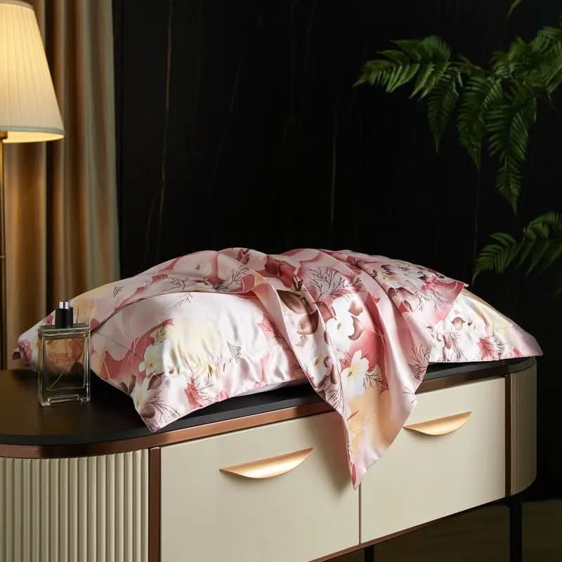 Silk Pillowcase - LuxeDreams for Restful Sleep