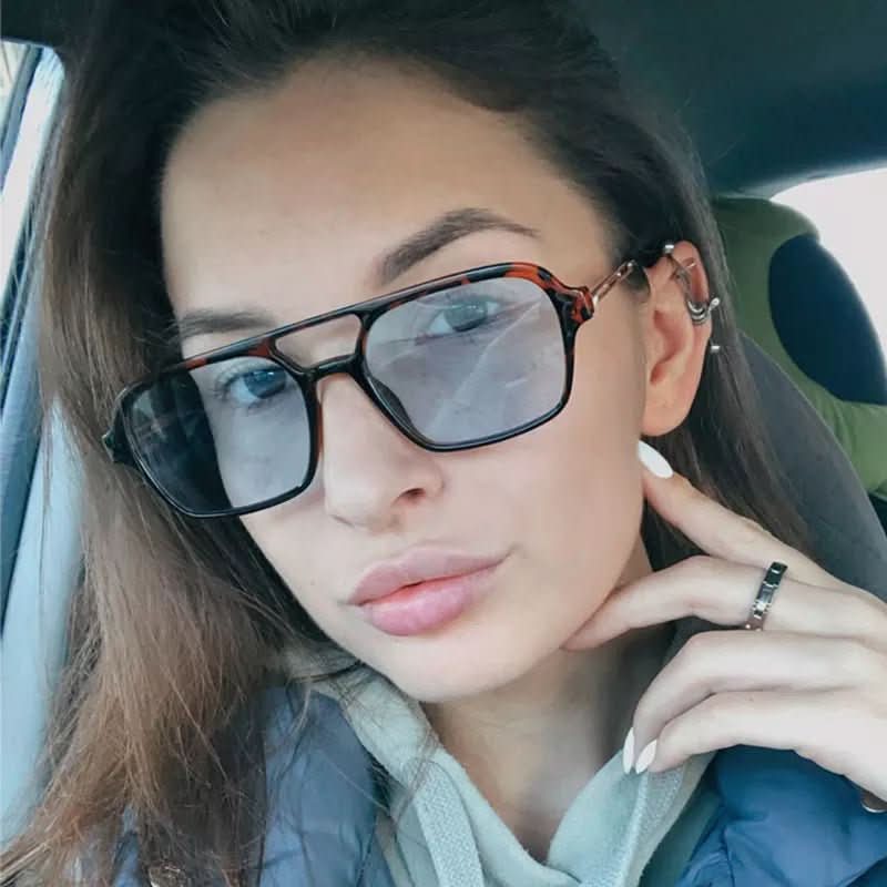 UV400 Square Sunglasses - LuxeVision