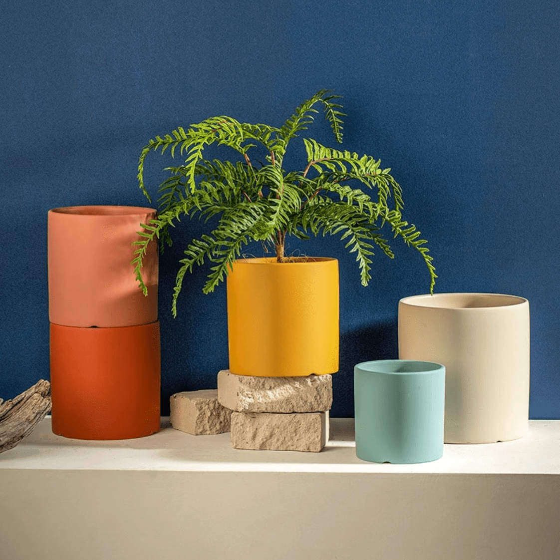Ceramic Flower Pot with Drainage Saucer - LuxePlanters