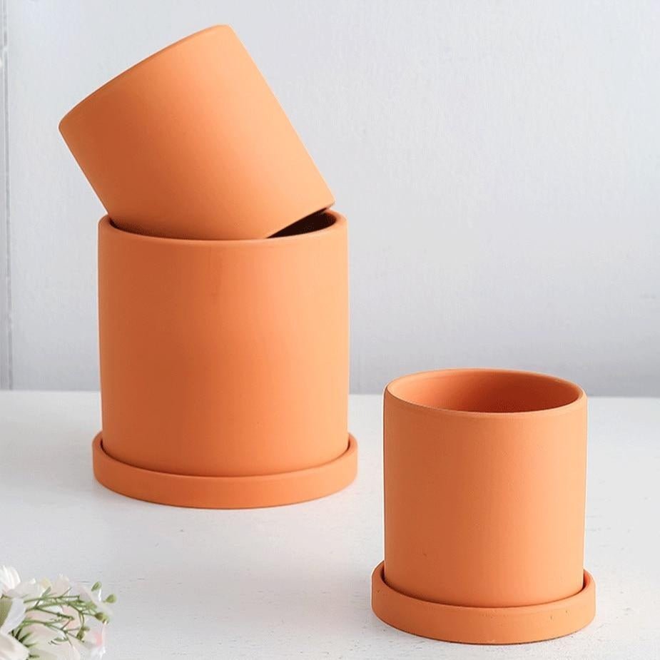 Ceramic Flower Pot with Drainage Saucer - LuxePlanters