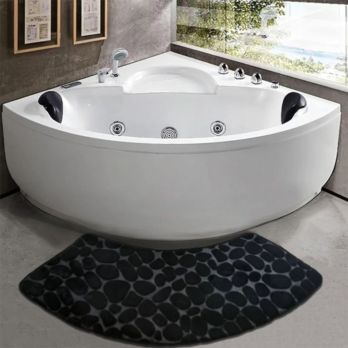 Curved Comfort Bath Mat - LuxeHome Essentials