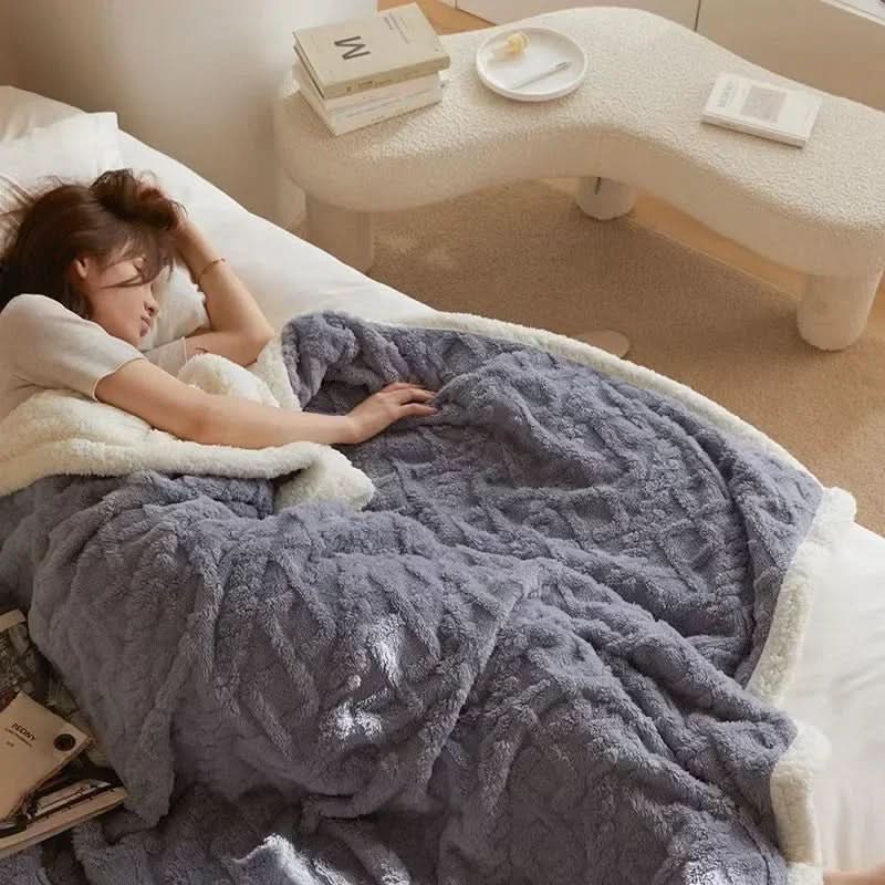 Cozy Winter Wool Blanket - LuxeNest