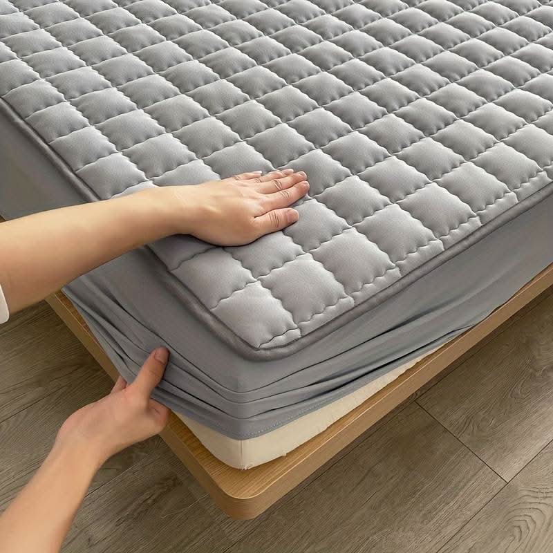 SleepGuard - DreamPad Mattress Cover with Waterproof Protection