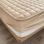 SleepGuard - DreamPad Mattress Cover with Waterproof Protection