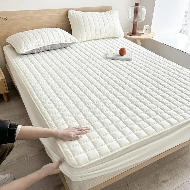 SleepGuard - DreamPad Mattress Cover with Waterproof Protection