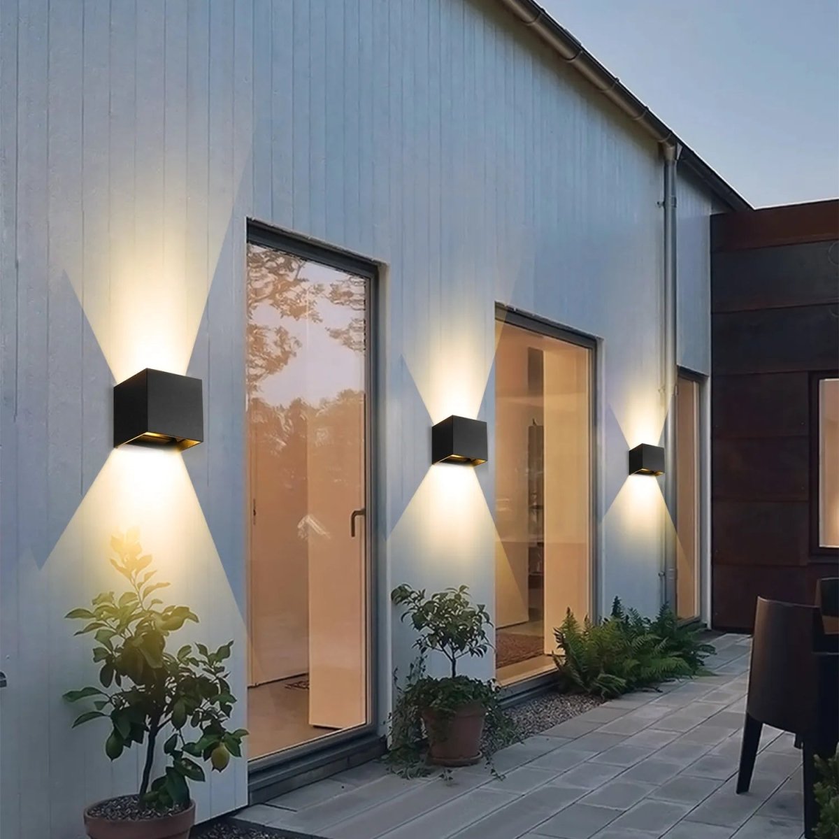 Adjustable LED Wall Light - Luminara Luxe