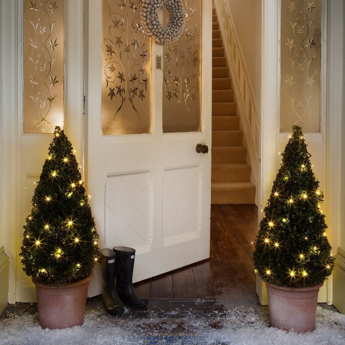Warm LED String Lights - LuminaGlow 10–20m for Outdoor Ambiance