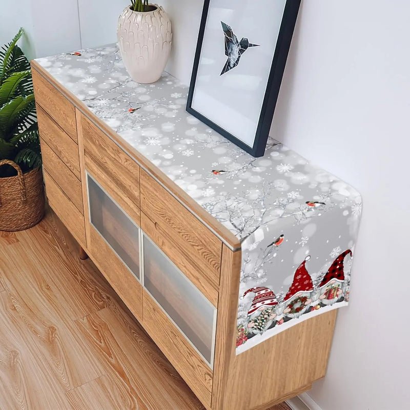 Snowflake Linen Table Runner - GnomeNest Decor