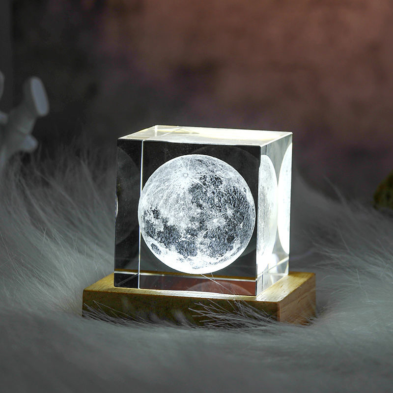 3D Moon Light - LumaGlow