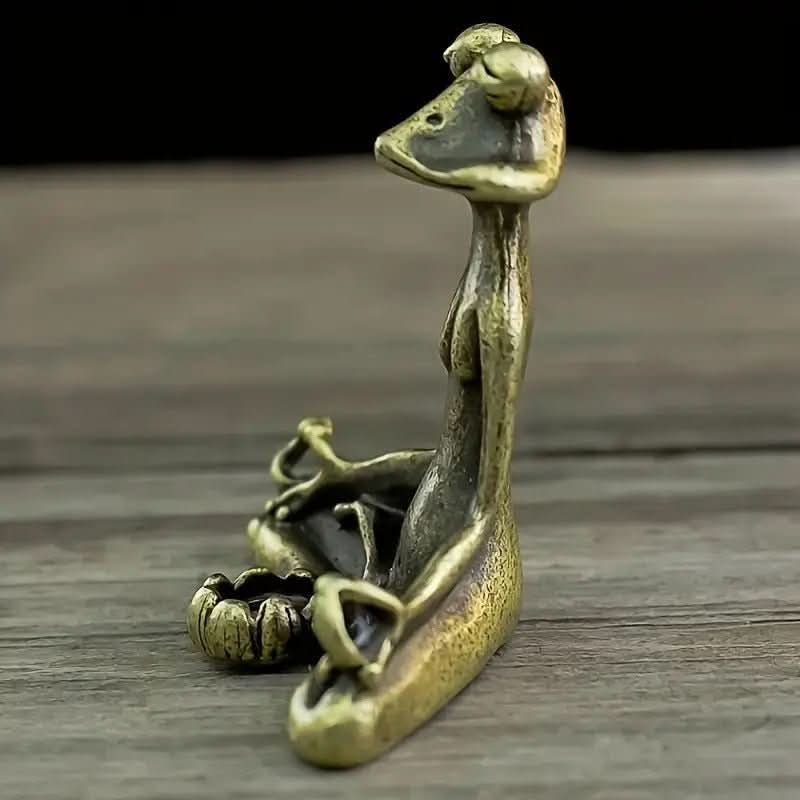 AuraFrog Incense Holder - ZenCrafted Artisan Decor