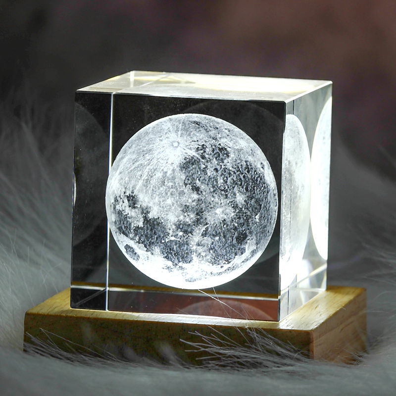 3D Moon Light - LumaGlow