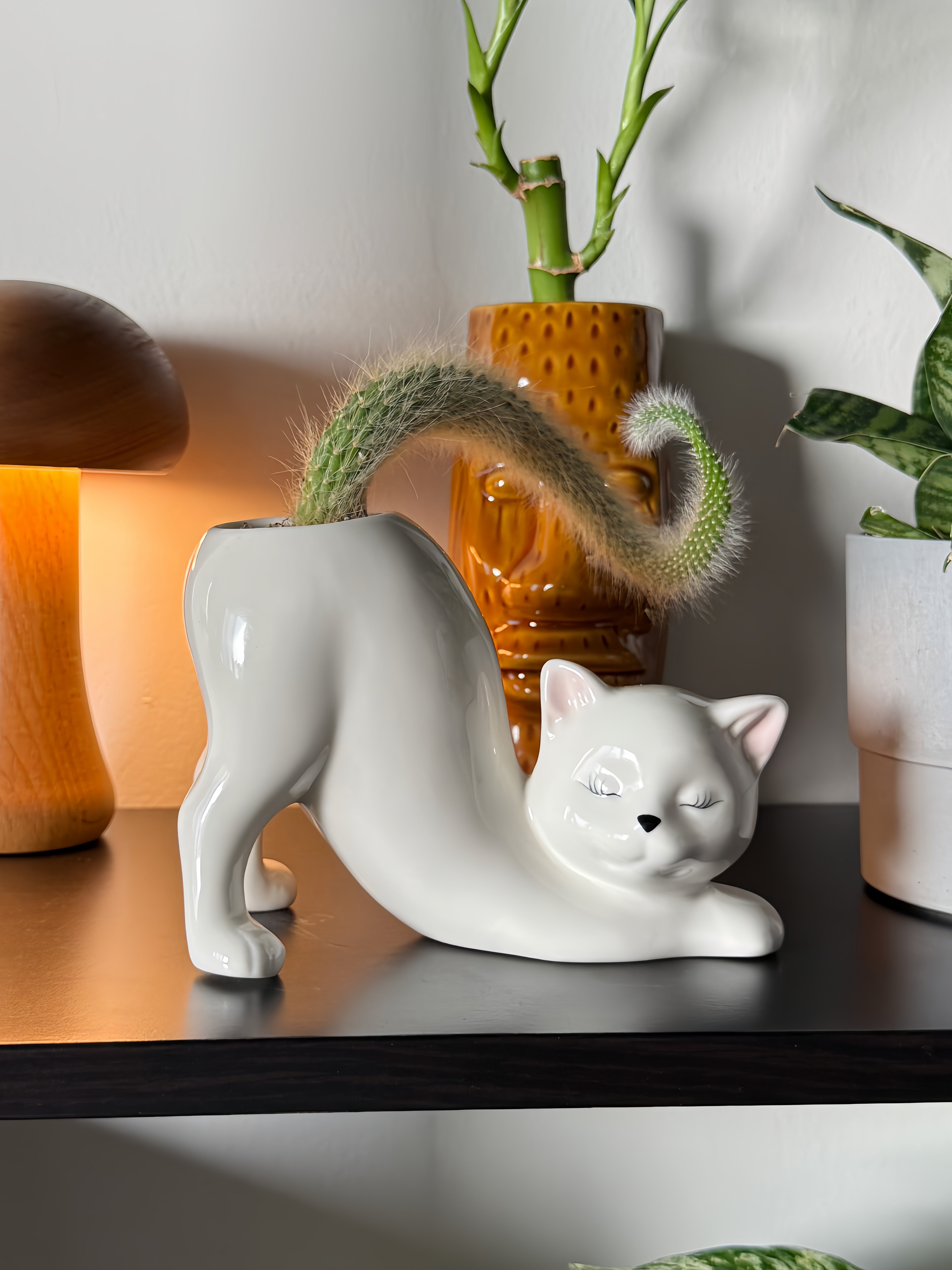 Ceramic Cat Planter - PurrfectNest™ with Drainage Hole