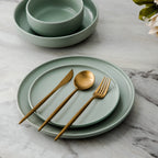Sleek Minimalist Cutlery Set - LuxeTable