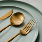 Sleek Minimalist Cutlery Set - LuxeTable