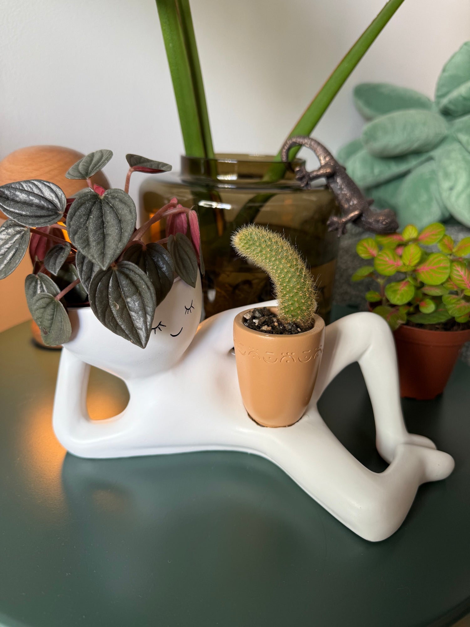 Chill-Out Planter - GreenNest™ Relaxation Solutions