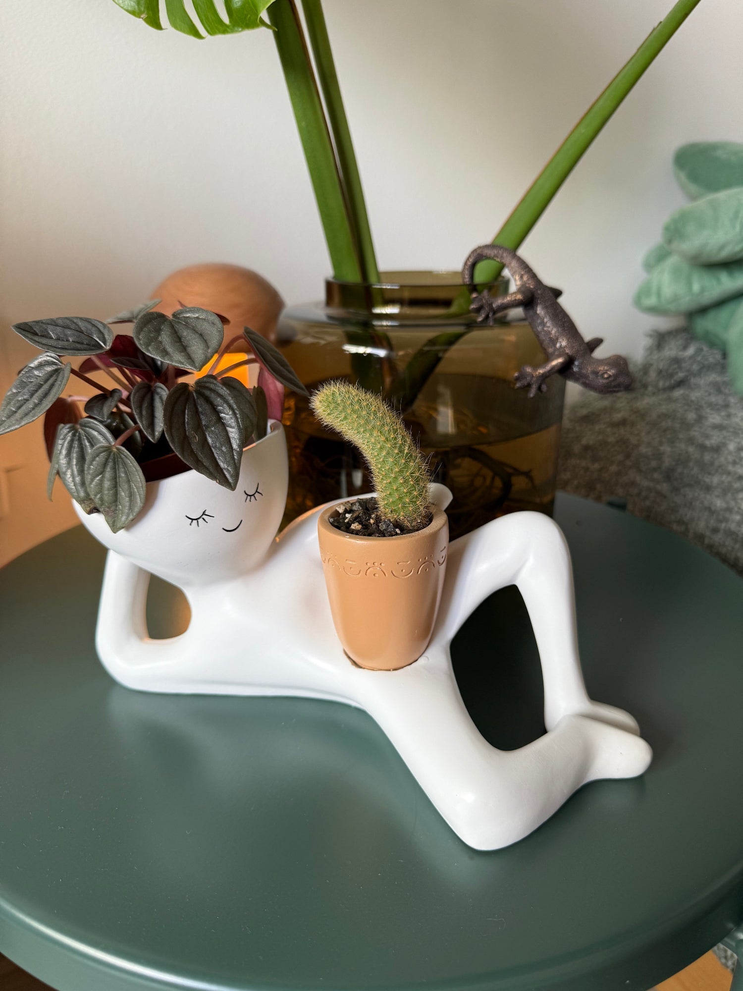 Chill-Out Planter - GreenNest™ Relaxation Solutions