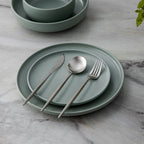 Sleek Minimalist Cutlery Set - LuxeTable