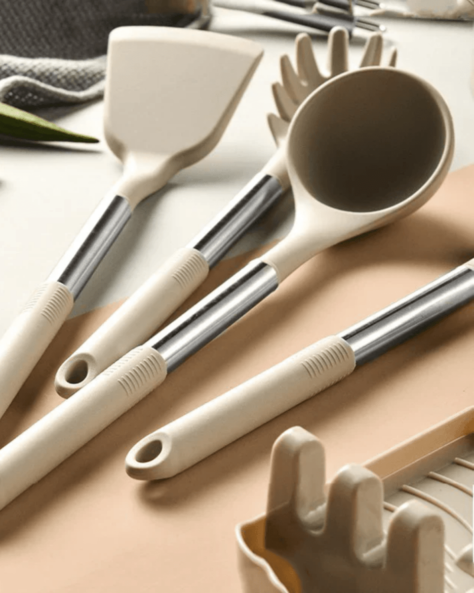 Silicone-Tipped Kitchen Utensil Set - CulinaryCraft