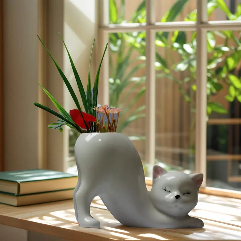 Ceramic Cat Planter - PurrfectNest™ with Drainage Hole