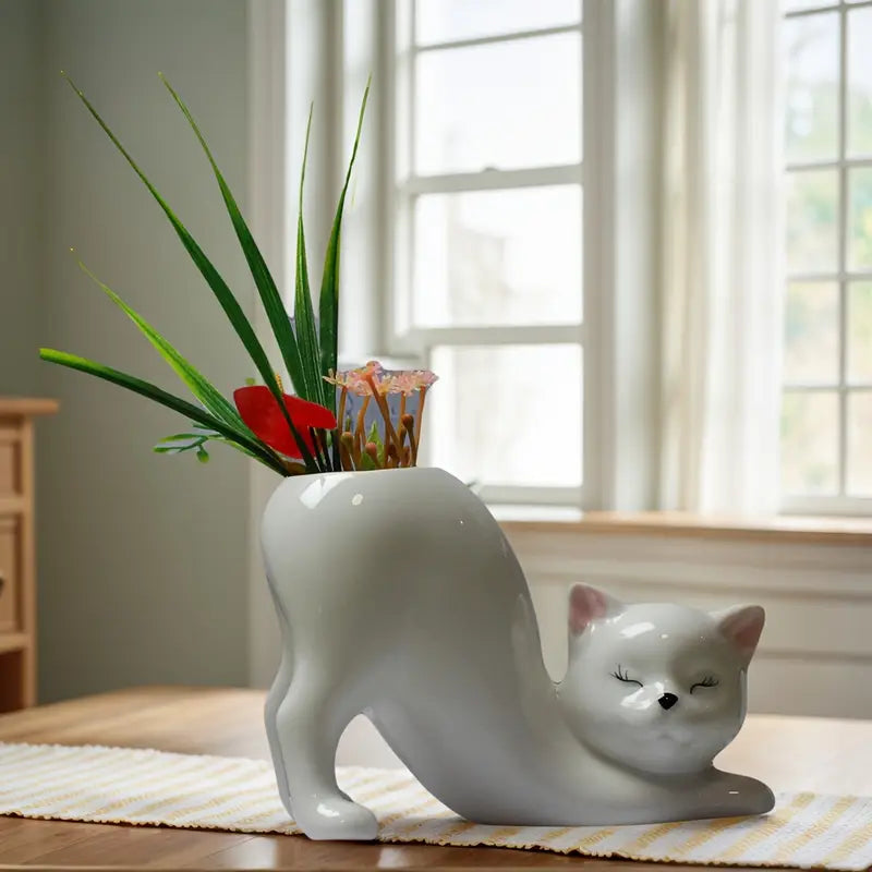 Ceramic Cat Planter - PurrfectNest™ with Drainage Hole