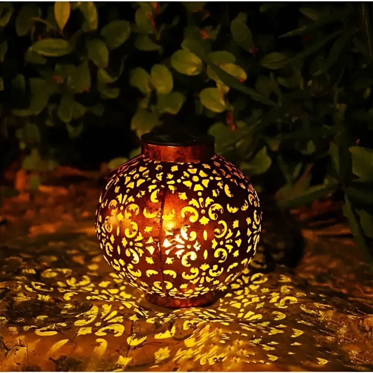 Solar Garden Light - Solara Elegance