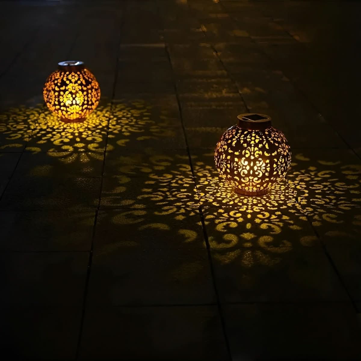 Solar Garden Light - Solara Elegance