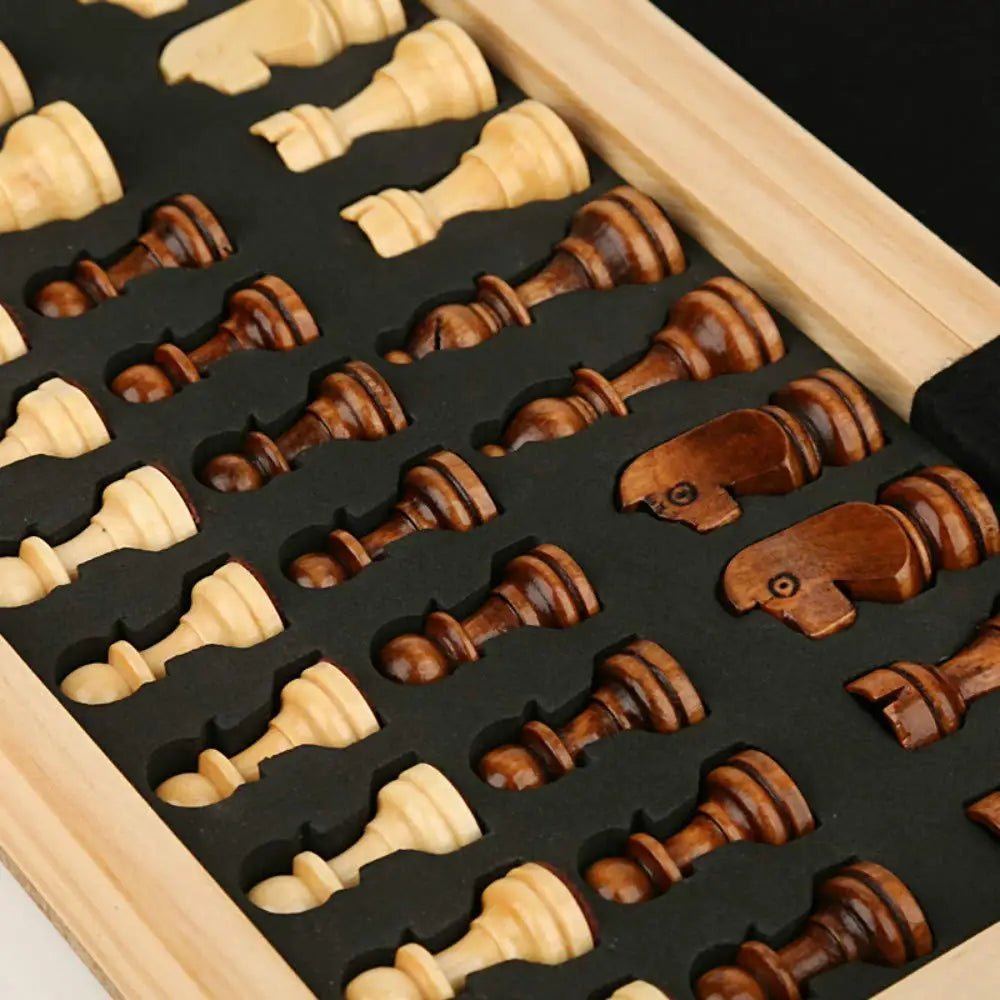 Premium Wooden Chess Set - Luxor Games Folding Board 39 cm