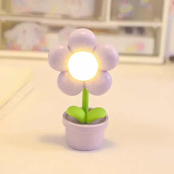 BlossomGlow Small Flower Table Lamp - LumaNest