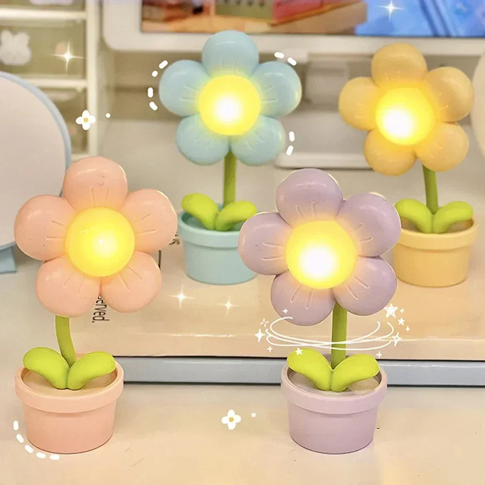 BlossomGlow Small Flower Table Lamp - LumaNest